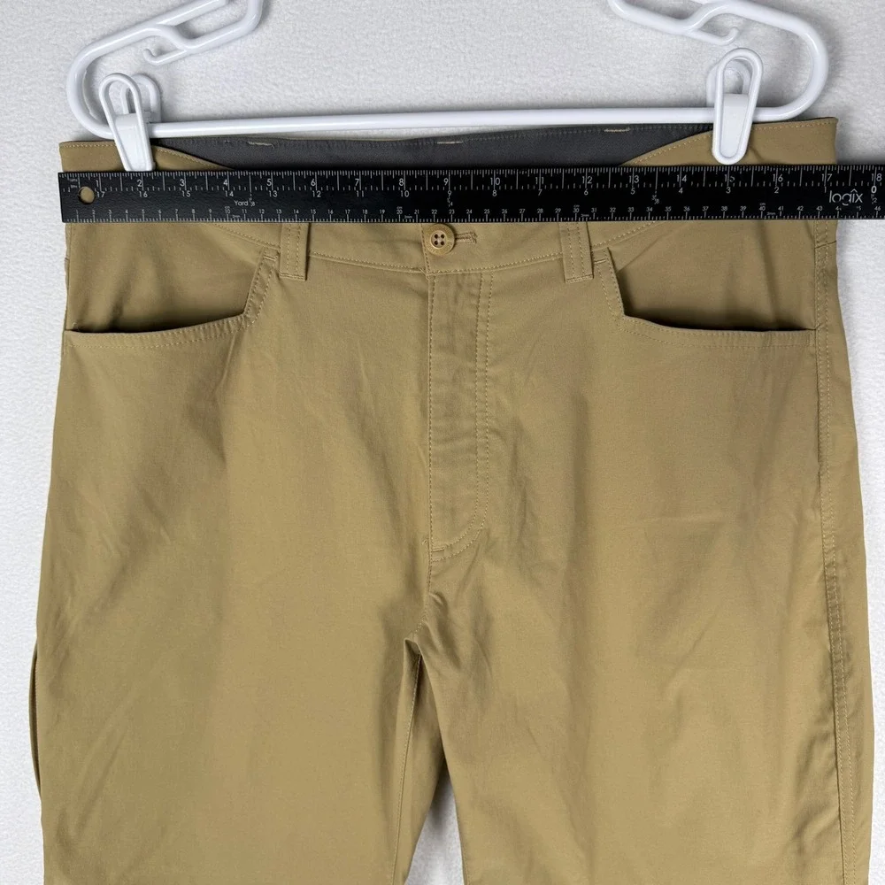 Eddie Bauer Convertible Tech Pant Mens 36x30 Tan Hiking Cargo Pocket Utility